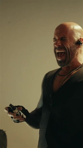 Backstage warmups 🤘 | backstage