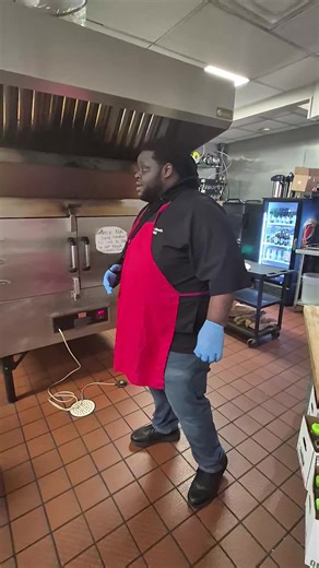 Catering, we got you covered. graduation, weddings, conferences, staff meetings, holiday parties, birthday dinners, celebration of life. you want to show them love. It's clear, when you cater with Papa Diesels BBQ #Barbecue #apopka #catering
