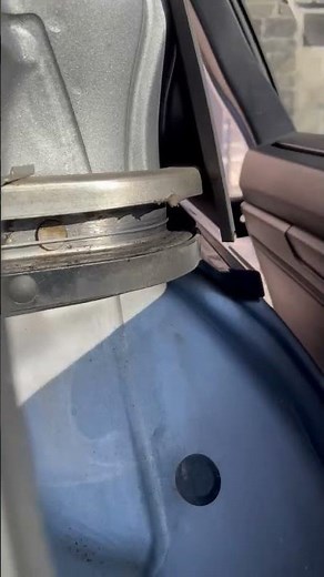 Honda Odyssey 2019, Sliding door issue (won`t open fully nor close)