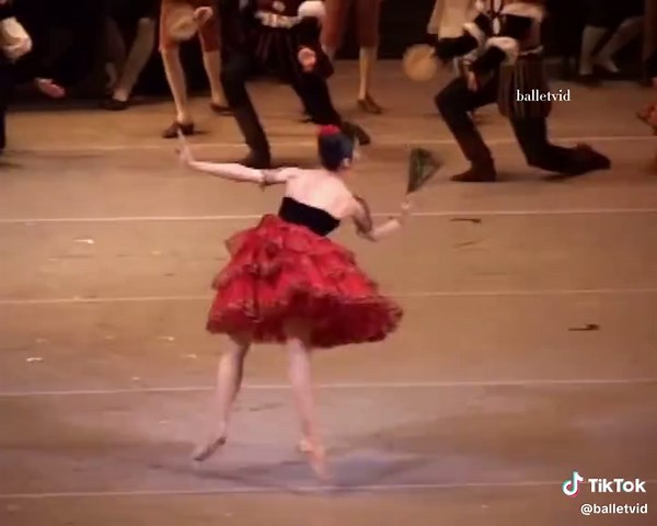 Natalia Osipova Shines as Kitri in Don Quixote