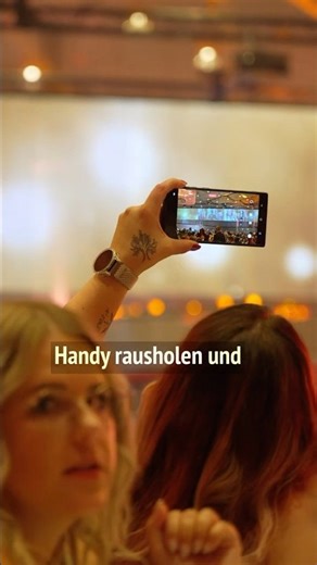 Projektion auf Fadenvorhänge by Projekt.On #eventhighlights