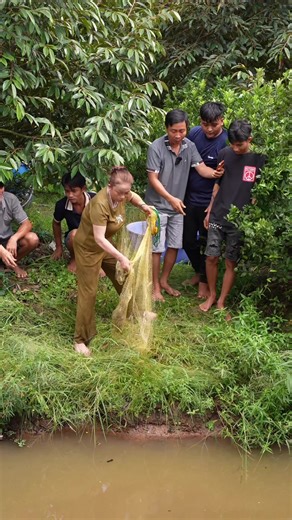 Thử thách thi chài cá #phuoclay | catching big fish