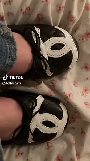 Chanel Ballet Flats: Style & Angles