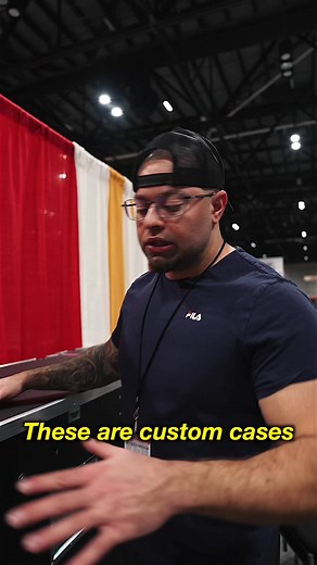 Behind the Scenes at MEGACON with Theory Sabers