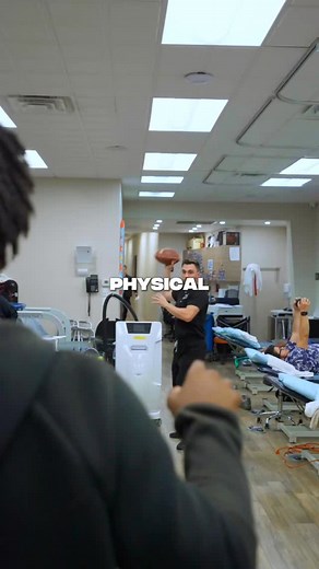 1.9K views · 3 comments | Athletes use physical therapy not just for recovery, but to stay strong, mobile, and injury-resistant. It helps improve balance, joint control, and movement mechanics—whether you’re returning from injury or working to stay in peak condition. #physiotherapy #sport #recovery | Precision Care Medical & Sports Performance | Facebook