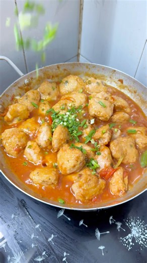 1.6M views · 42K reactions | Chả cá sốt cà , canh khổ qua . Và có tiền cũng không mua được chén chè này  #angicungduoc | Ăn gì cũng được | Facebook