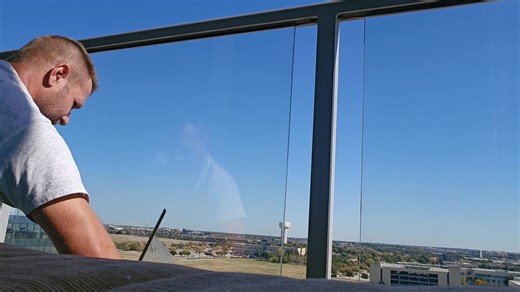 I must admit, cleaning the other side was tricky… but now the view’s crystal clear! 💧✨ | ION Window Cleaning