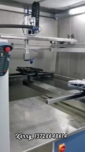 Six Axis Robotic Painting Booth for Plastic