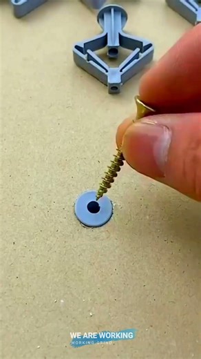 Smart Wall Plug Trick! 🔩 Holds Tight & Never Slips 💪