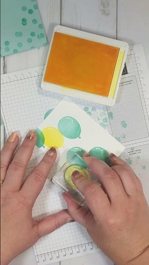 easy handmade birthday card with the Balloon Festoon stamp set from Stampin' Up!®️ #cardmaker