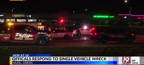 Crash Involving One Vehicle Causes lane closure in Hazel Green | Oct. 31, 2025 | News 19 at 10 p.m.