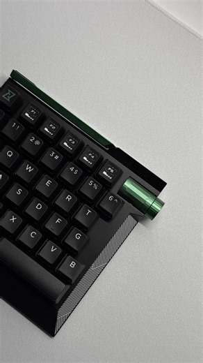 Sushi on Instagram: "this is hands down the coolest keyboard i've ever owned >> ~ Lemokey L0 HE one-handed magnetic switch gaming keyboard from @keychron ♡ . . . . . . . #pc #pcgaming #pcbuild #setups #setupgaming #setupinspiration #setupgamer #setup #desksetup #deskspace #deskinspiration #deskgoals #fyp #foryou #darkcore #whiteaesthetic #whitesetup #gamer #gamergirl #pcsetup #gaming #gamingislife"