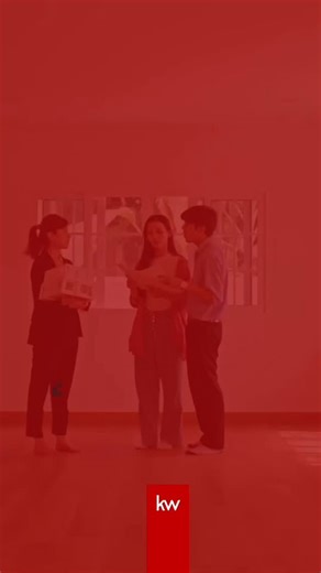 📍Pas de local. 📍Pas de charges fixes. 📍Pas de carte T obligatoire. Et pourtant… 🚀 L’équipe se développe. 🔥 Le chiffre d’affaires grimpe. 💼 Les talents arrivent. 🎯 Les résultats sont là. 👉 Le modèle Équipe Connectée by KW, c’est : 💡 liberté 💡 flexibilité 💡 valeur Avec une vision et un accompagnement de haut niveau : 🎓 Formations illimitées 💬 Coaching et Masterminds 🚀 Support des Market Centers 🤝 Accès à tout l’écosystème KW Parce qu’en 2026, on a besoin d’un modèle solide, moderne 