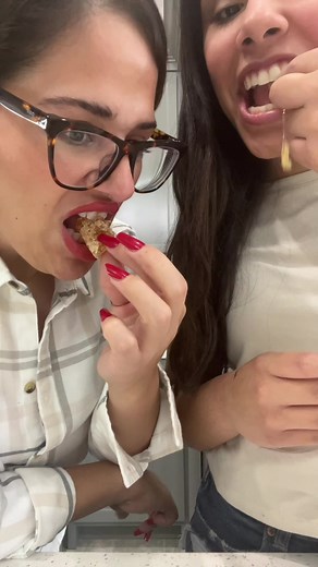 Trying Honeycomb Bites! How to Eat Them?