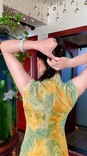 I ll be waiting for you in spring #A hairpin is used to tie the hair#Eastern