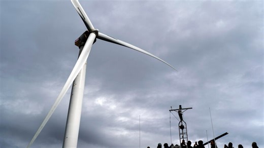 Newton wind blade plant to reopen under new TPI 10-year lease