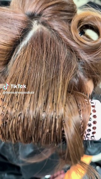 Brunette Tones: Perfect Copper and Chestnut Styles