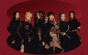 【EVERGLOW】'FIRST' MV