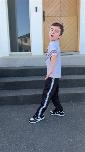 The Iconic Double Dutch Bus Trend Explained