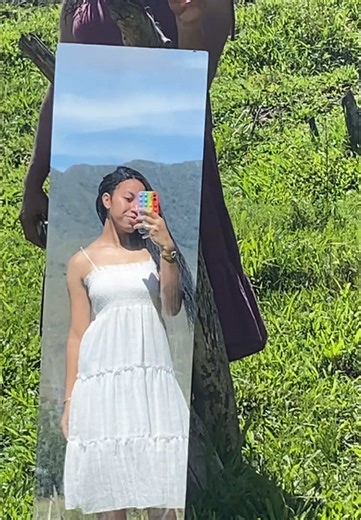 Promoting Cousin's Photography Skills in PNG