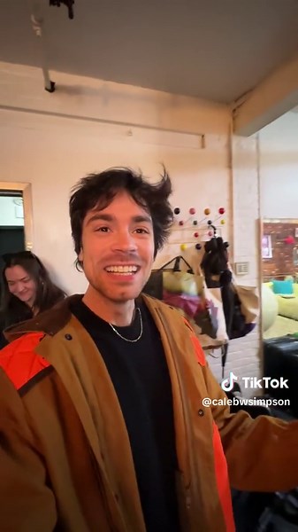 Max Schneider's Stylish Manhattan Apartment Tour