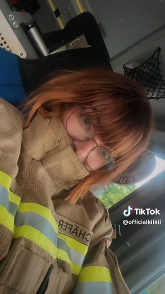 #feuerwehr #feuerwehrfrau #feuerwehrauto #ehrenamt #firefighter #firefighting #hobby