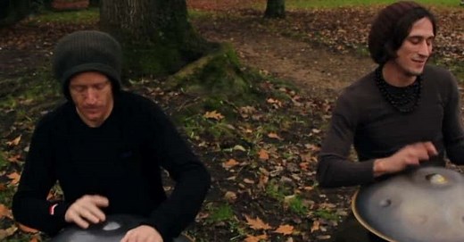 What Is World Music? With 7 Top Examples & History - Music Industry How To