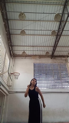 Os vídeos de Caroline Trevisan (@carolinetrevisan1) com Dancing Queen - ABBA