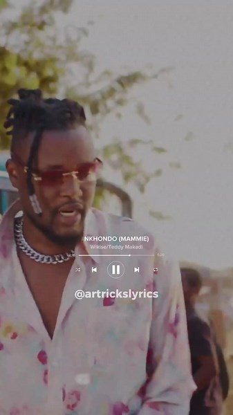 NKHONDO (Mammie) ft Teddy Makadi - A Rumba Hit