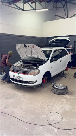 Wendall on Instagram: "One of my first Clients, my Bra Dillen👏🏻👏🏻Airsuspension has been on our bucket list for a long time and now you there🙌🏼🙌🏼🫶🏼congrats brother 👏🏻👏🏻 172 Wapnick Road Peerless park unit 5, Kraaifontein 📍 0610349722/0810637971 #passionisplatinum"
