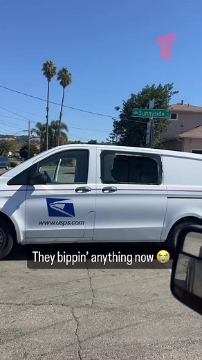 Thizzler On The Roof on Instagram: "Bipping is officially out of control 😭⁠ via: gregorio1976/TT⁠ ⁠ 🎵: @rrebabyj_ - "Bippin Lessons""