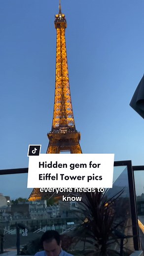 Best Rooftop Restaurants Near Eiffel Tower in Paris