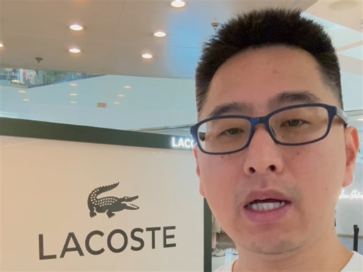 拉科斯特LACOSTE你应该见过，不过你知道它的英语读音吗？我制作了一系列视频，希望能帮到你。#大牌英语 #英语怎么说#随手拍单词#拉科斯特#LACOSTE