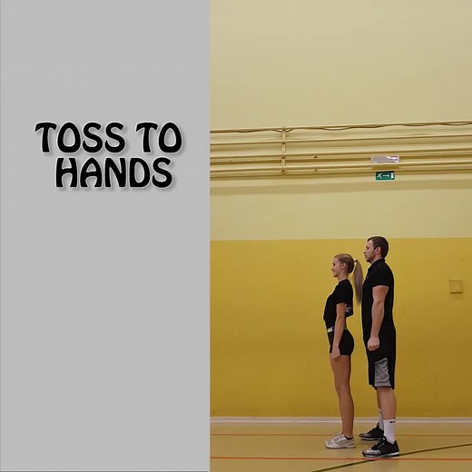 HOW TO:TOSS TO HANDS #tosshands #tosshand #partnerstunt #partnerstunts #partnerstunting #partnerstuntworld #partnerstuntchamps #cheercouples #cheercouple