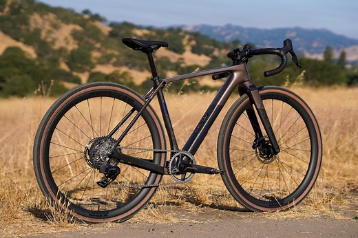 Review: The New Trek Checkpoint SL Has Golden Retriever Energy