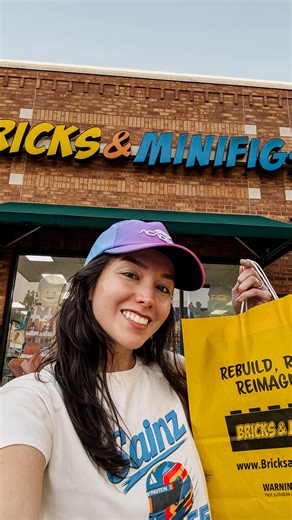 Jean 💫 Fandom Lifestyle on Instagram: "Always a fun time at @bricksandminifigsatx! This time I traded some of my sealed LEGO sets (that have just been collecting dust) for some LEGO Racers Ferrari sets 🏎️💨 #lego #legotrades #legoracers #formula1 #f1 #austintexas"