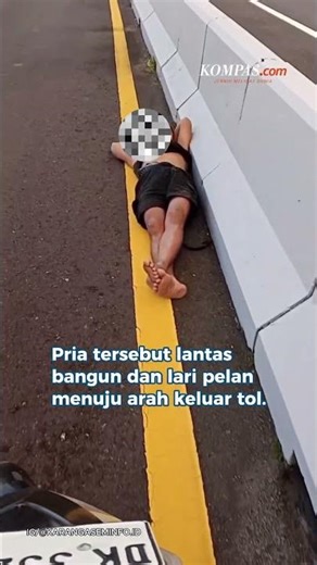 Man Sleeps on Bali Mandara Toll Road, Allegedly Drunk