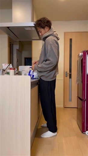 ご飯の前にお菓子を食べちゃいけない理由とは？笑