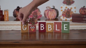 Smile 7 Pcs Thanksgiving Decor Indoor Wooden Sign, Turkey Gobble for Rustic Farmhouse Home, Thanksgiving Table Tiered Tray Kitchen Decorations.