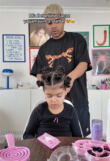 Mia's Fun Hair Models: Tips for Wavy Styles