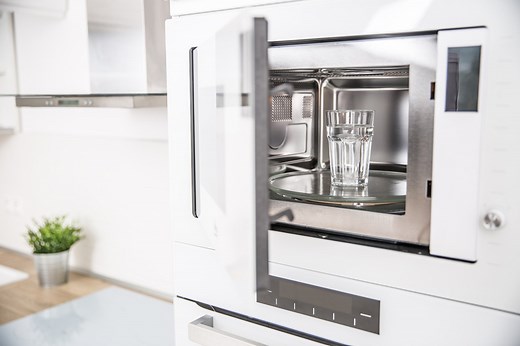 How To Get Rid Of The Smoke Smell After A Microwave Fire - Hunker