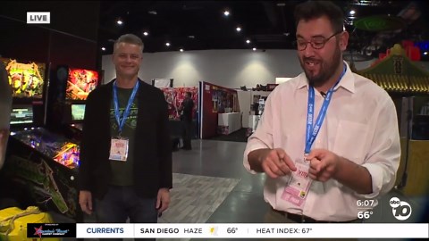 Pinball gaming at Comic-Con