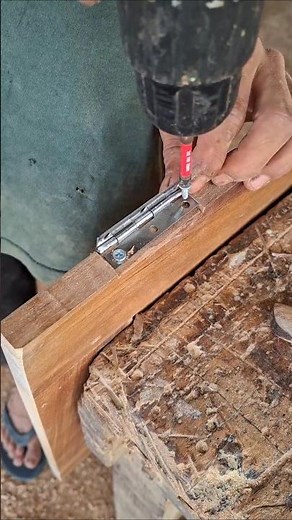 Cara cepat pasang engsel pintu #woodworking #diy #tips #tools #tricks