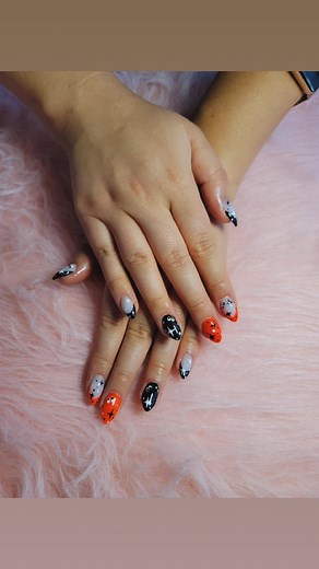 Moonlingt nails x Leslie (@moonlingt.33)’s videos with Halloween ・ cute horror song - PeriTune