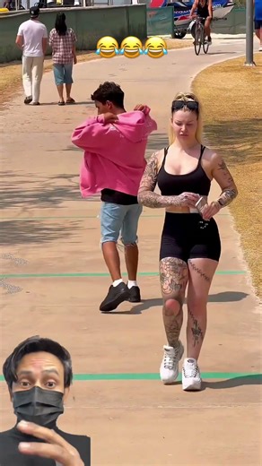 Introducing the “VitalWear SmartBand,” a next-generation wearable gadget🎉