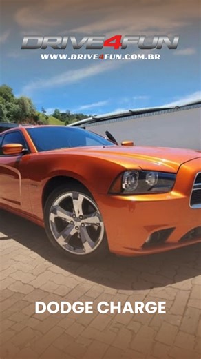 Drive 4 Fun on Instagram: "Força, presença e história. O Dodge Charger R/T 2011 é o tipo de máquina que você não dirige — você vive. Com seu motor V8 Hemi, aceleração poderosa e uma carroceria espaçosa que acomoda até 5 pessoas com total conforto, ele entrega uma experiência que mistura performance, estilo e imponência. E não por acaso foi destaque em Velozes e Furiosos: Operação Rio. Ele tem atitude, tem presença… e entrega aquela sensação de dirigir algo realmente lendário. 👉 Quer sentir tudo