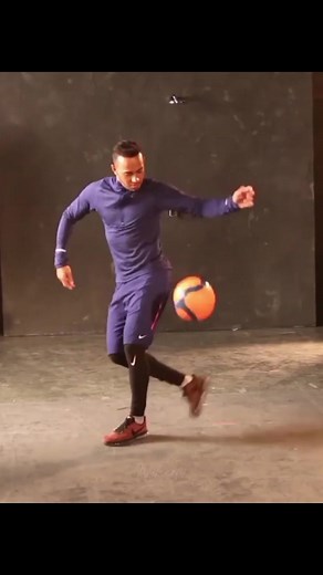 Lewis Hamilton Football Skills Compilation