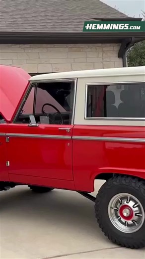 1973 Ford Bronco Restomod with EcoBoost Engine
