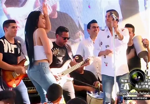 Ana del Castillo y Churo Díaz en Vallenato en Vivo