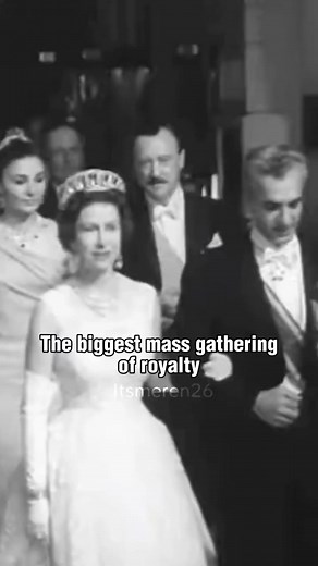 World wide royalty celebrate the silver wedding anniversary of Queen Juliana and Prince Bernhard. At the Hague, Netherland, May 1, 1962. Prince Philip; Grand Duchess Charlotte of Lux.; Queen Elizabeth; Shah of Iran; Queen Juliana; Prince Bernhard; Princess Armagard; Prince Jean,Lux.; Empress Farah, Prince Felix, Princess Margaretha, Sweden; Princess Josephine-Charlotte, Lux.; Princess Margriet; Prince Bertil, Sweden; Crown Princess Beatrix; Princess Marijke; King Olaf VI; Prince Aschwin von Lipp